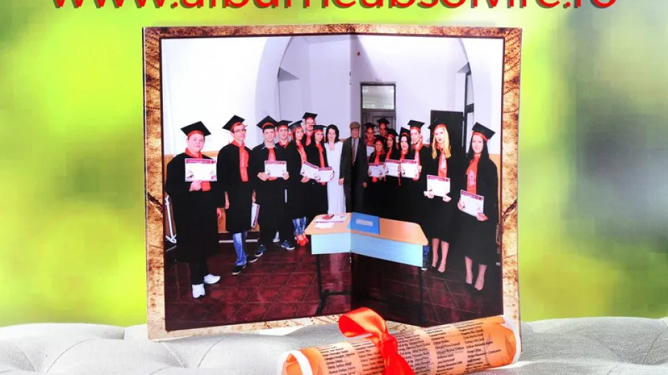 <h2>Tablouri Absolvire Vascau / Albume Absolvire in Vascau | Comanda Albume Absolvire in Vascau</h2>